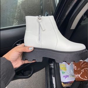White size 10 thick sole Womens shoe